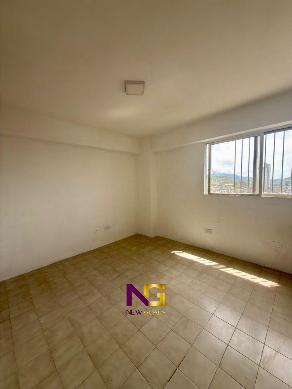 2-bedroom-apartment-on-4-de-Mayo-A-013-2