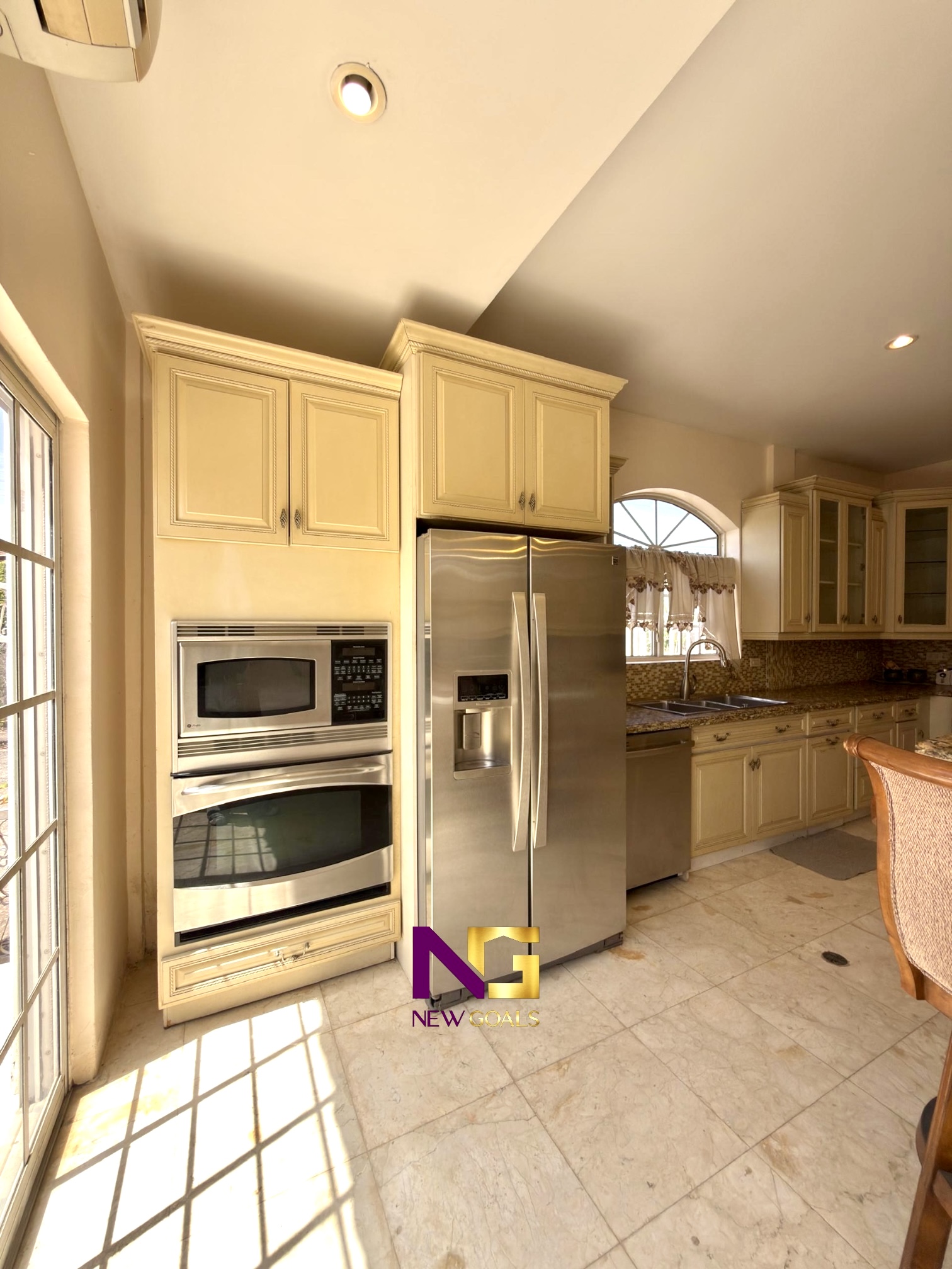 House-for-sale-in-Costa-Azul-Margarita-Island-C-004-12