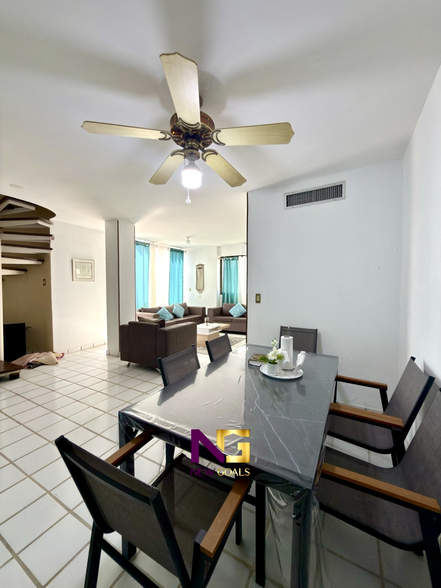 PH-for-sale-in-Urb-Jorge-Coll-Guatacare-Park-A-022-9