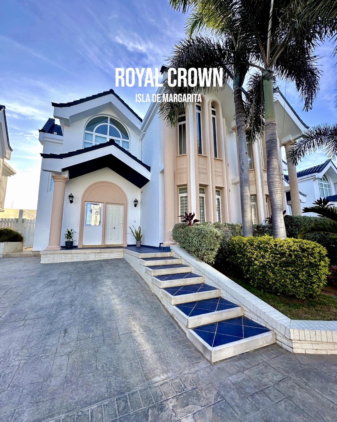 Property-for-sale-in-Royal-Crown-Porlamar-TH-012-1