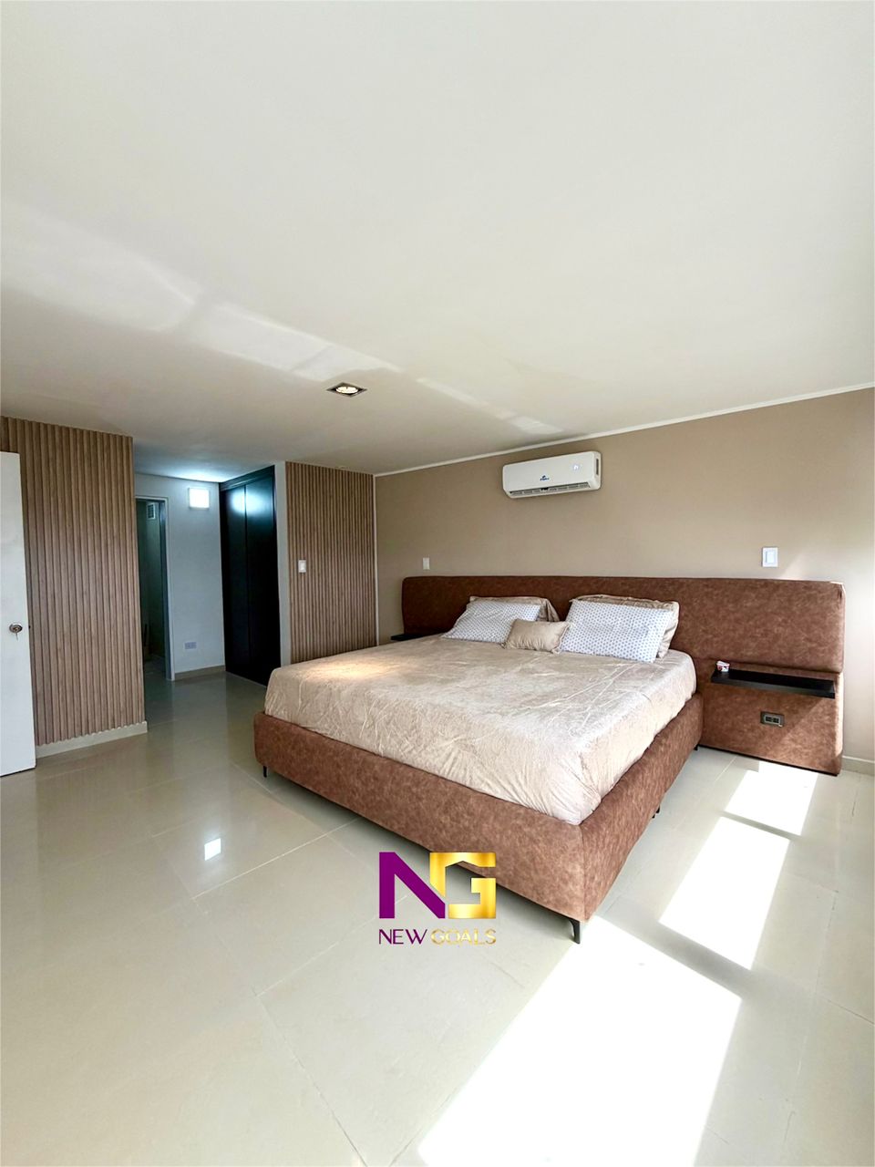 Remodeleted-apartment-at-Ocean-Blue-A-009-3