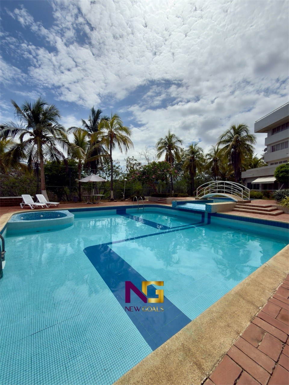 Apt-for-sale-in-Costa-de-Oro-Unit-A-23-11