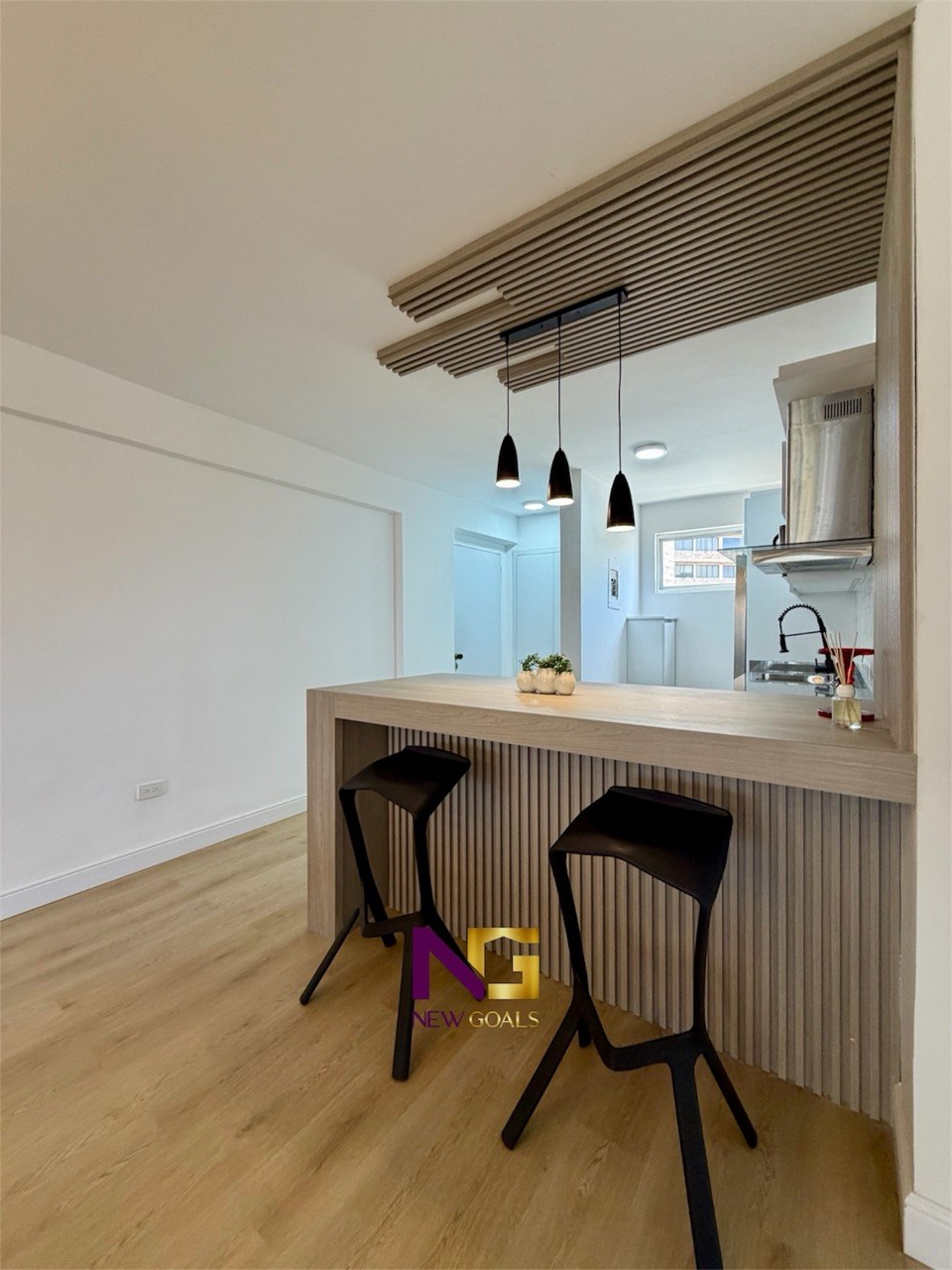 Apt-for-sale-in-Costa-de-Oro-Unit-A-23-3