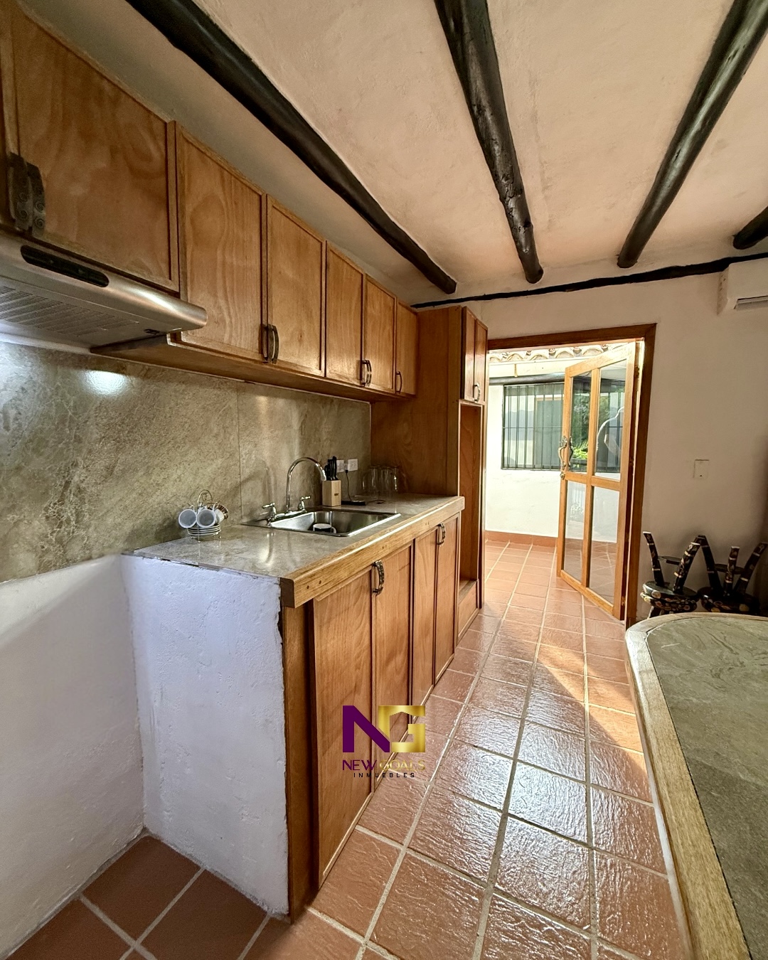 Posada-for-sale-in-El-Tirano-Margarita-Island-P-006-12
